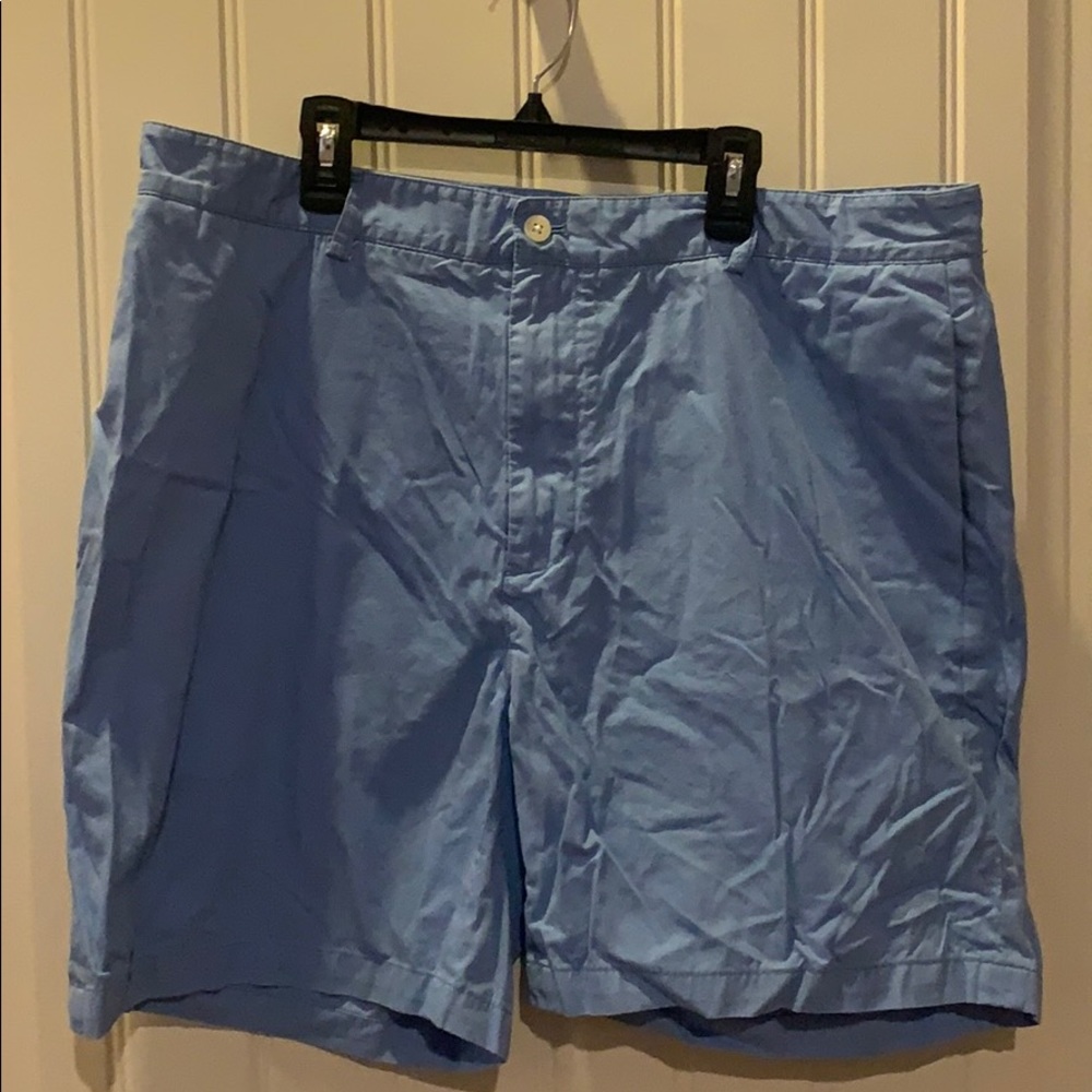 Vineyard Vines shorts